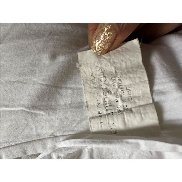 Vintage Bloomingdale’s Pillow Shams - Picture 3 of 3